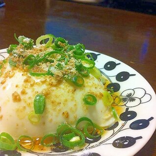 ごま油と塩でうまい豆腐